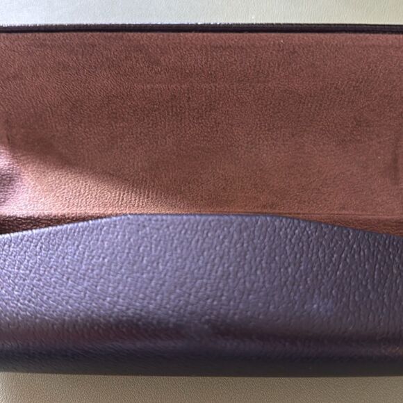 SET OF TWO BURBERRY SUNGLASSES CASES - Picture 5 of 6